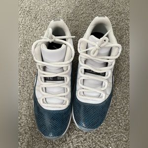 Jordan 11 Retro Low (Snake Navy 2019)